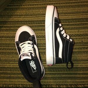 KIDS Size 11 High Top Classic VANS